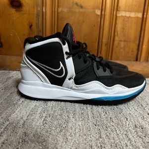 Preowned Kyrie Infinity Basketball Shoes